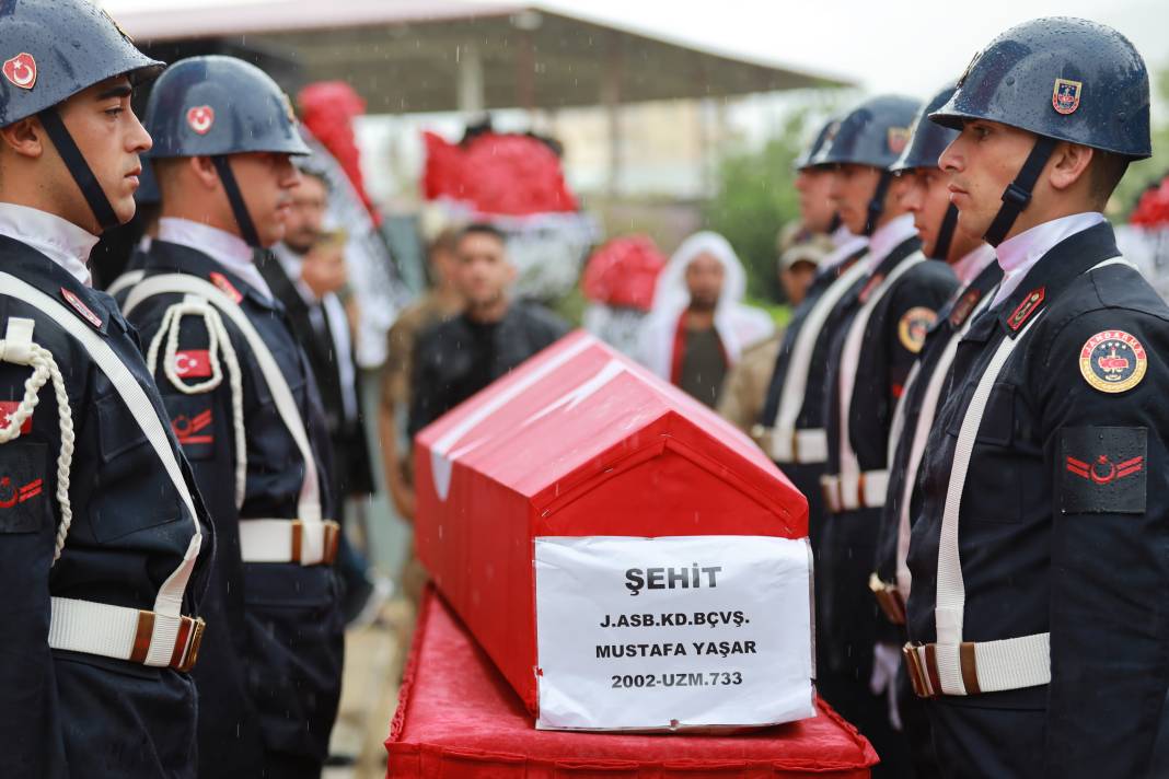 Şehide son veda! Memleketinde son yolculuğuna uğurlandı 4